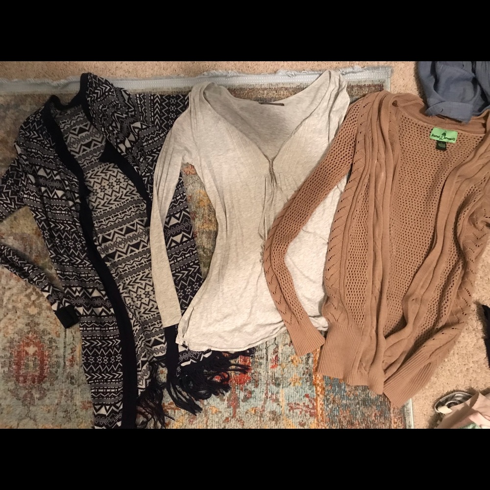 Bundle of long sleeve tops